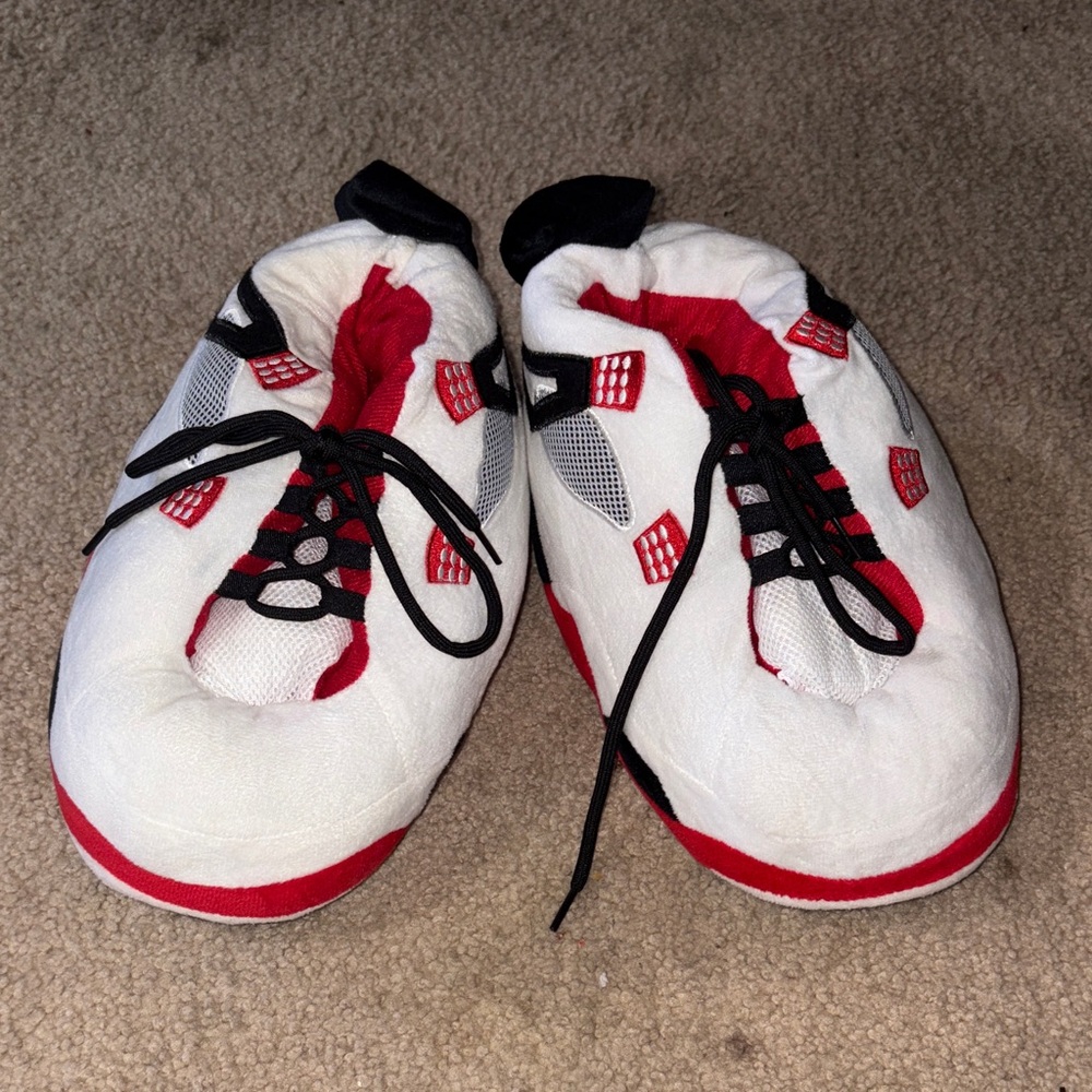 Size 36-44 White and Red Sneakers slippers